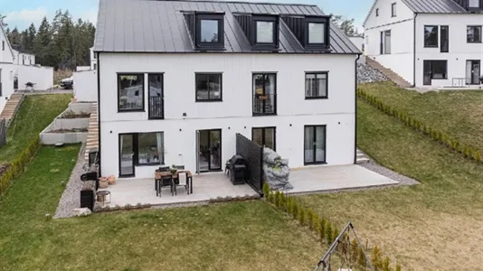 Lägenheter i Huddinge - foto 1