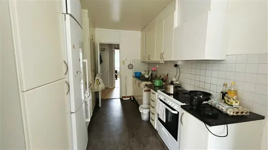 Lägenheter i Botkyrka - foto 4