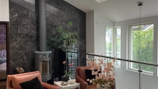 Hus i Upplands Väsby - foto 1