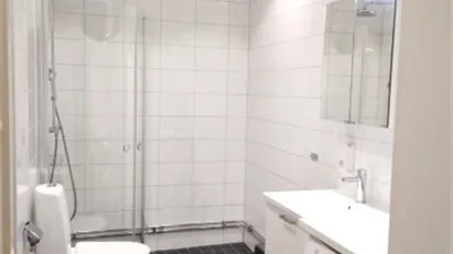 Hyreslägenhet  i  Västerort