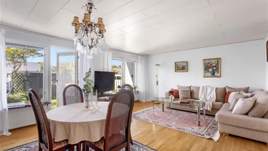 Hus i Järfälla - foto 9