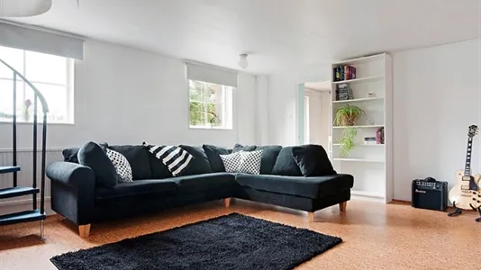 Hus i Nacka - foto 1