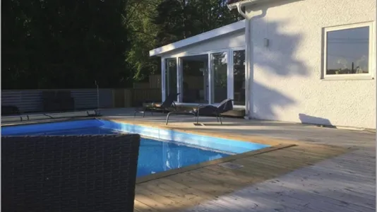 Hus i Upplands Väsby - foto 1