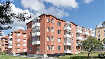 Södertälje - 2rok - 12mån - 11.500kr/mån