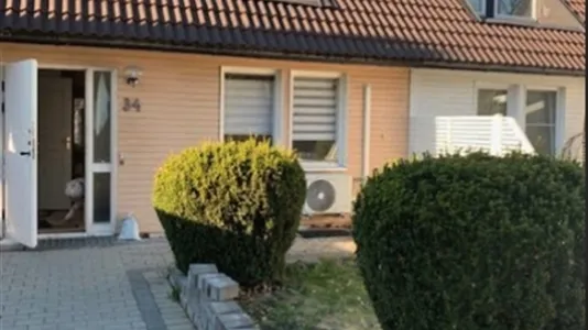 Hus i Botkyrka - foto 1