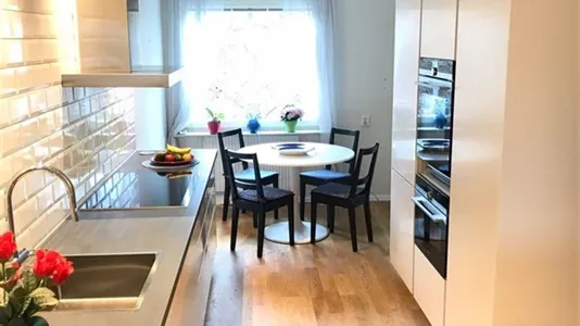 Lägenheter i Sollentuna - foto 2