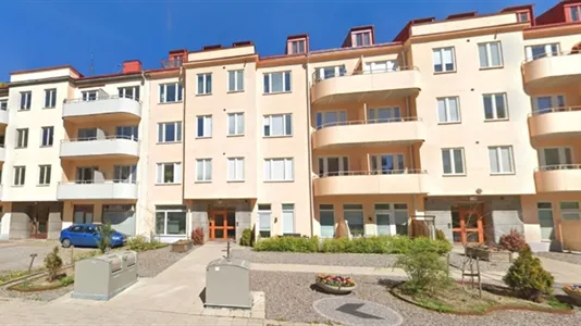 Lägenheter i Solna - foto 1