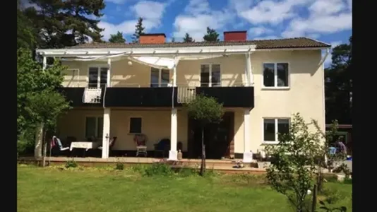 Hus i Täby - foto 1