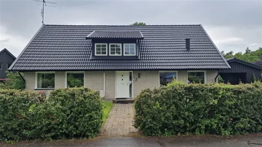 Hus i Höör - foto 1