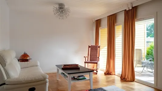 Hus i Upplands Väsby - foto 4