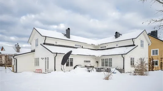 Hus i Haninge - foto 1