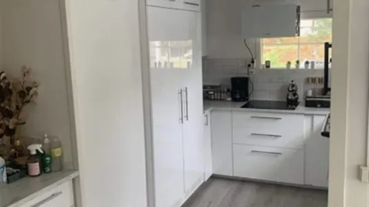 Hus i Huddinge - foto 1