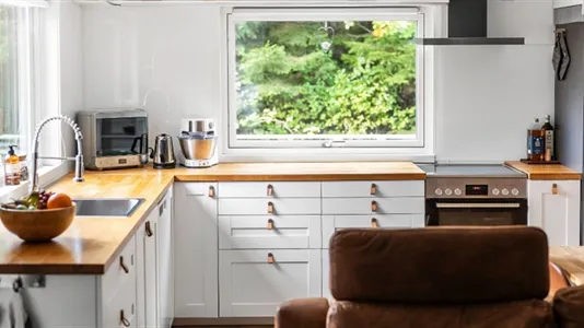 Hus i Vårgårda - foto 1