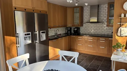 Vallda - 4rok - 12mån - 20.000kr/mån