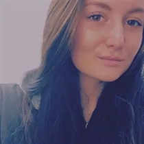 Elin söker lägenhet eller hus att hyra i Nyköping